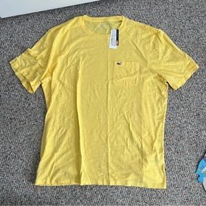 NWT Vineyard Vines men’s yellow pocket tee size L